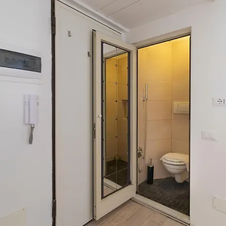 Piccolo Loft Navigli 아파트